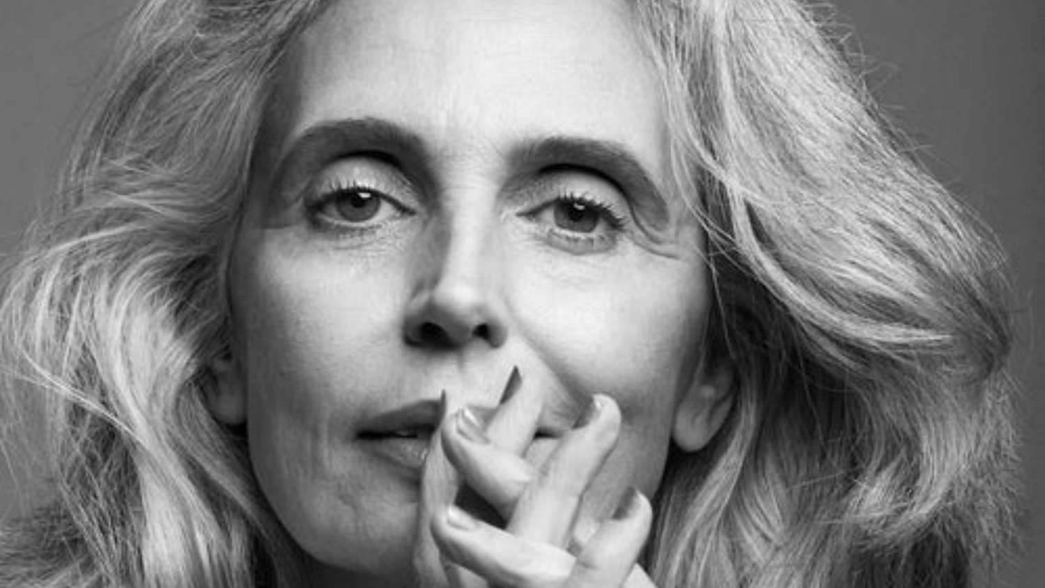 Appareil Héra de cryothérapie portable – solution naturelle et technologique pour soulager les bouffées de chaleur et les symptômes de la ménopause